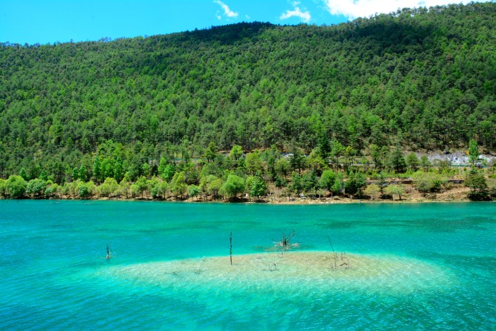 NÚI TUYẾT NGỌC LONG