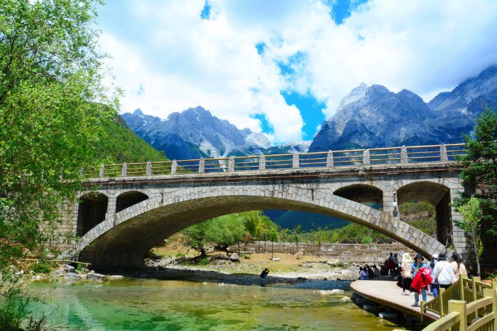 NÚI TUYẾT NGỌC LONG