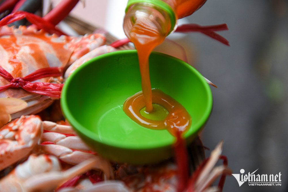 TSTtourist-met-ghe-via-he-ben-cho-dong-xuan-cua-cu-ba-u70-ngay-thu-tien-trieu-10