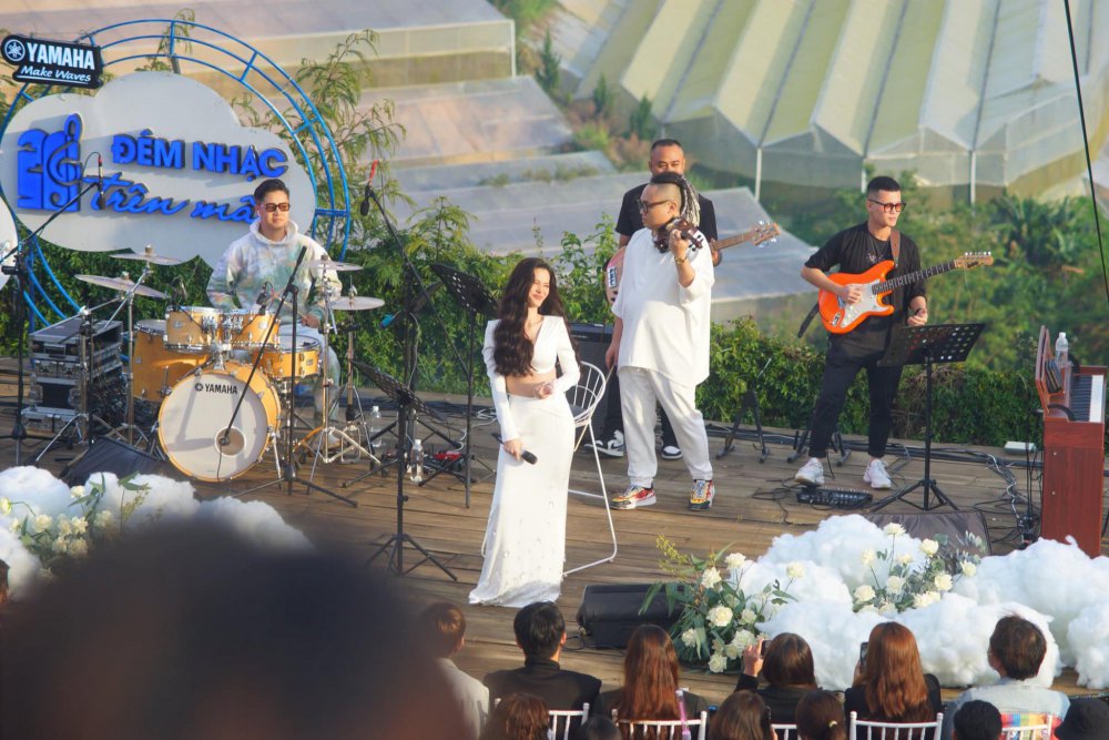 TSTtourist-mo-rong-mo-hinh-du-lich-am-nhac-1