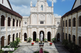 Vẻ đẹp Tiểu chủng viện Làng Sông, nơi gắn liền với sự ra đời của chữ Quốc ngữ