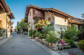 Yvoire - Làng mặc áo hoa