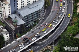 Tòa nhà cao nhất Thái Lan đẹp 'chất ngất' nhìn từ lồng xoay 360 độ