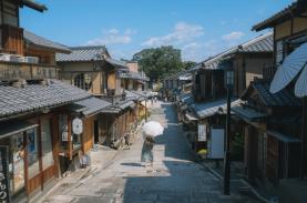 Kyoto vắng vẻ những ngày tháng bảy