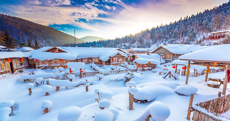 choang-ngop-lang-tuyet-the-gioi-co-tich-mau-trang-dep-nhu-modocx-1629873074261