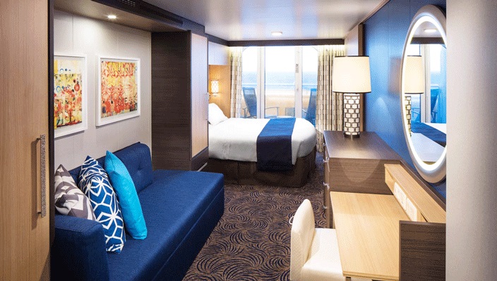 Hạng phòng Ocean View Balcony du khách được trải nghiệm trong tour TST tourist