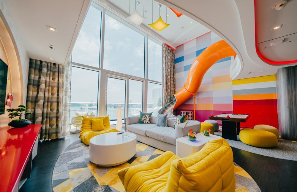 Hạng phòng Ultimate Family Suite VIP nhất trên du thuyền Spectrum Of The Seas