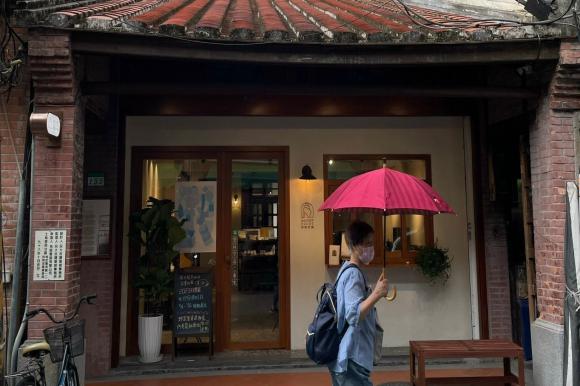 Phía sau khu phố cổ trăm năm Đại Đạo Trình