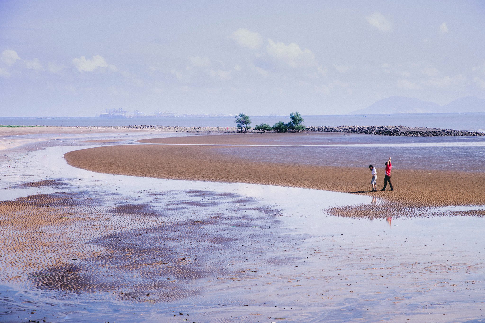 TSTtourist-bo-anh-hong-kong-ben-hong-can-gio-dep-co-nao-ma-khien-dan-tinh-ran-ran-ru-nhau-di-du-lich-2