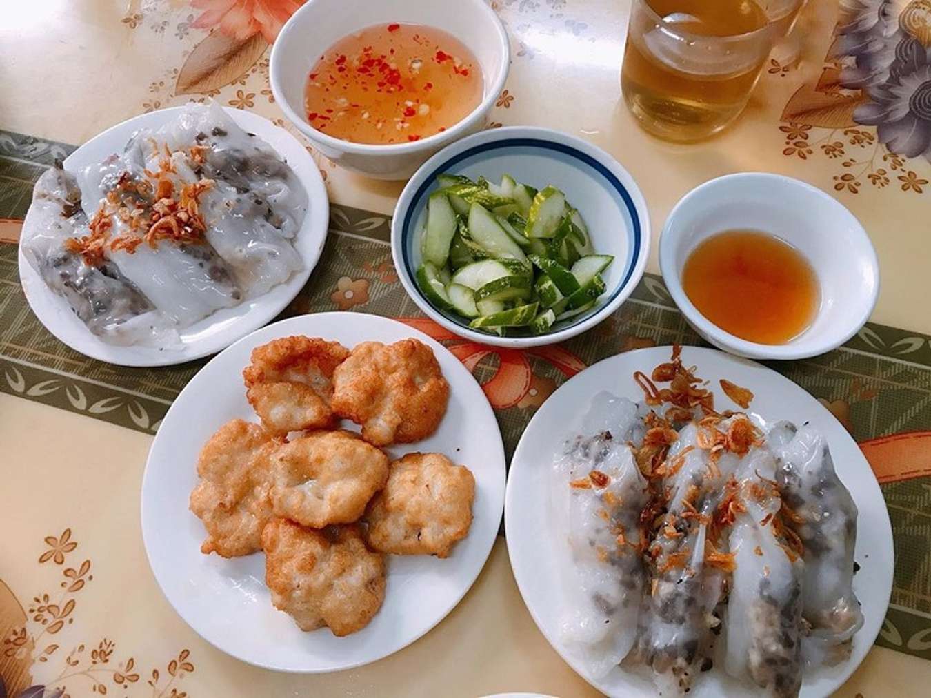 Bánh cuốn chả mực độc đáo Hạ Long