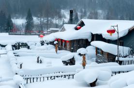 Ngôi làng như bước ra từ cổ tích vào mùa đông