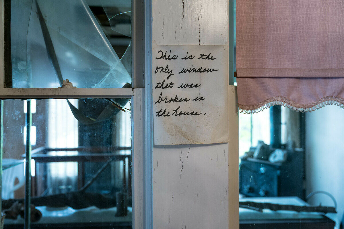 TSTtourist-ngoi-nha-bi-tang-da-bo-doi-6