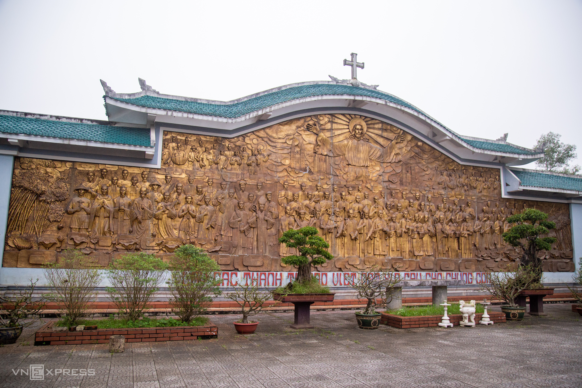 TSTtourist-thanh-dia-la-vang-don-giang-sinh-11