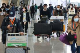 Hong Kong bỏ xét nghiệm PCR sau nhập cảnh