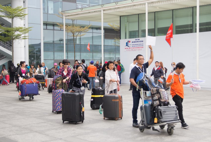 TST-tourist-Fansipan-2